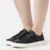 Ugg Alameda Lace - Sneakers Laag - Black
