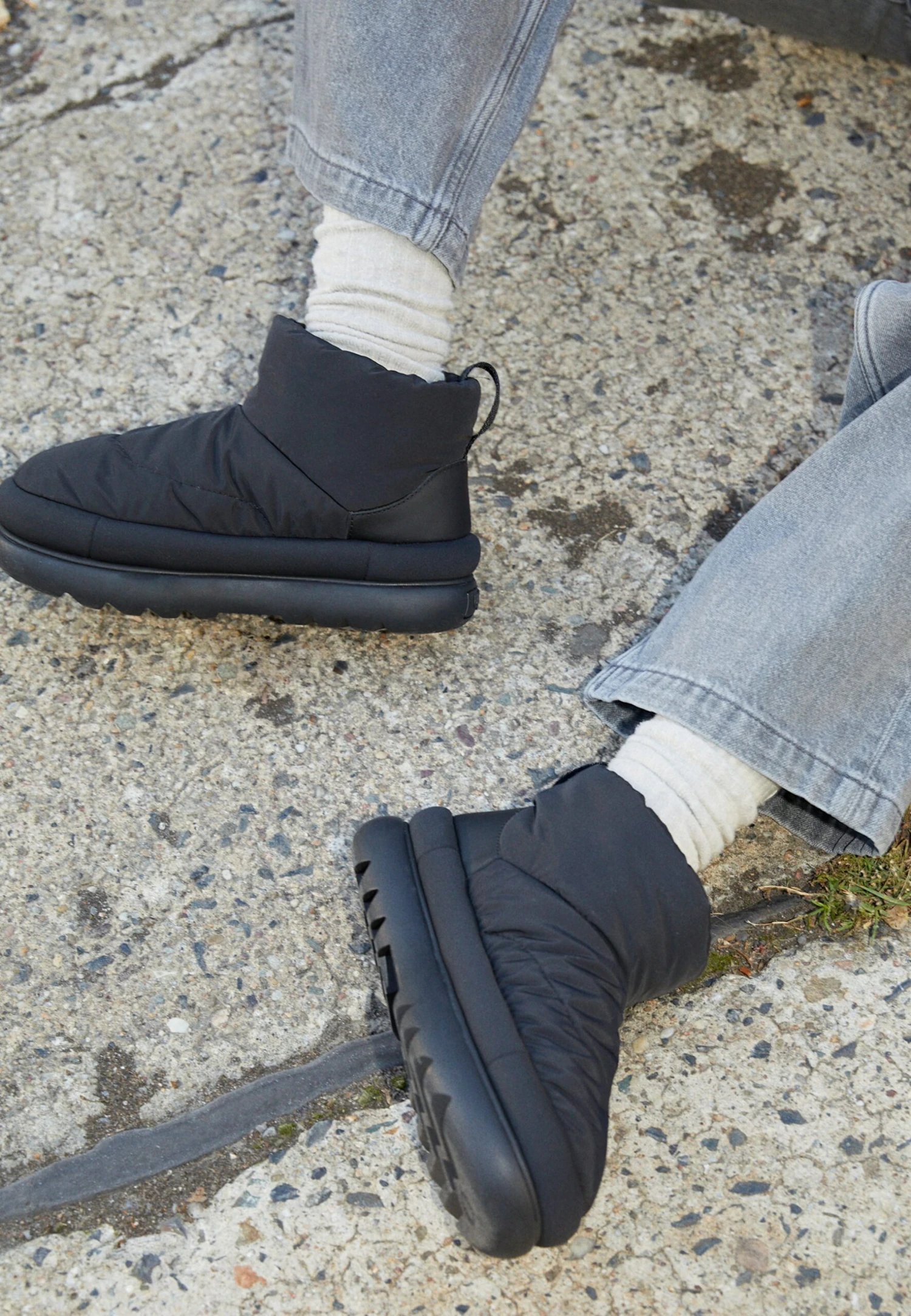 Ugg Classic Maxi Mini - Snowboots- Black - Afbeelding 2